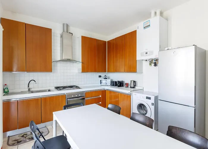 Coki's Free Parking And Wifi *